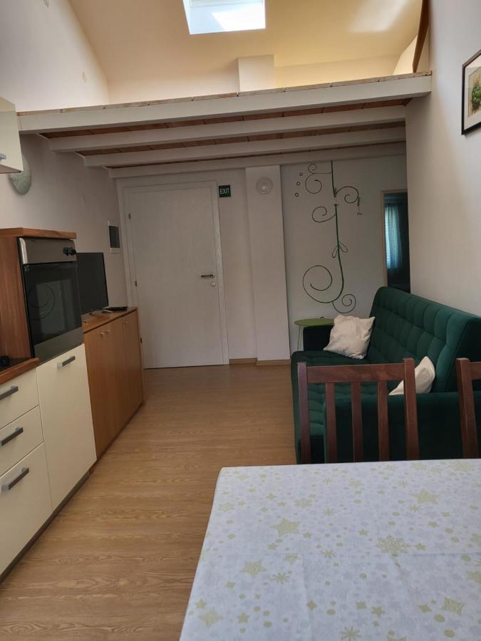 Apartments Matej & Irena Cres Extérieur photo